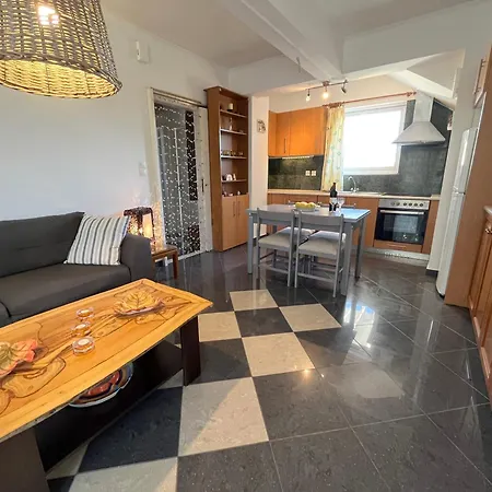 Apartment Retreat *