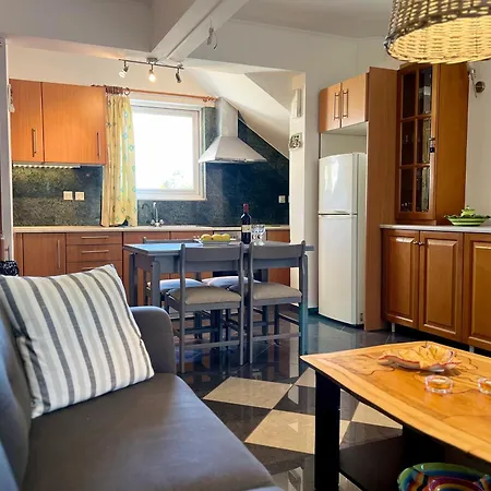 Apartment Retreat *